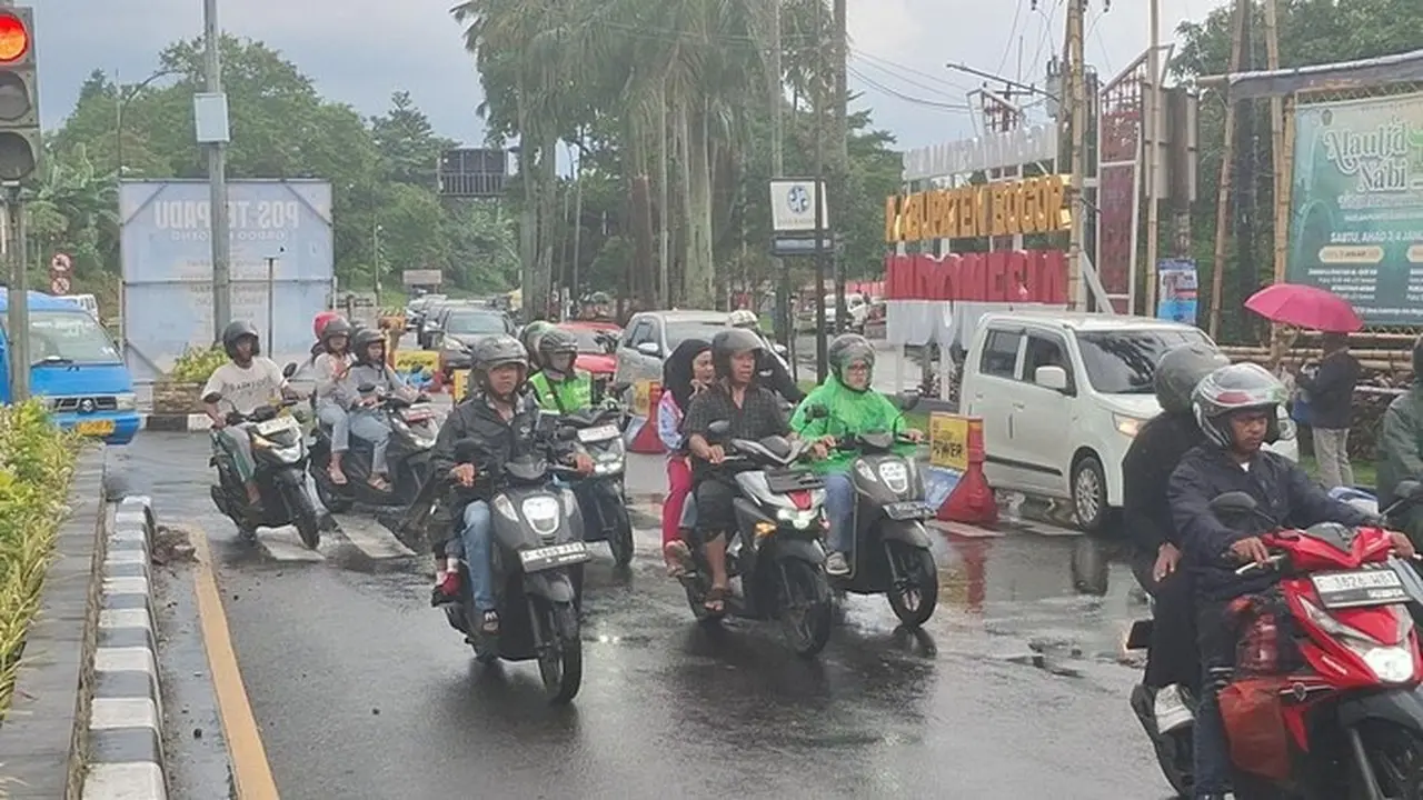 Lalin Padat Menuju Puncak, Bogor, Siang Ini (dok. Istimewa)