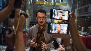 Mangkir dari Panggilan KPK, Eks Sekdis Bekasi Diingatkan untuk Kooperatif dalam Kasus Suap Bupati