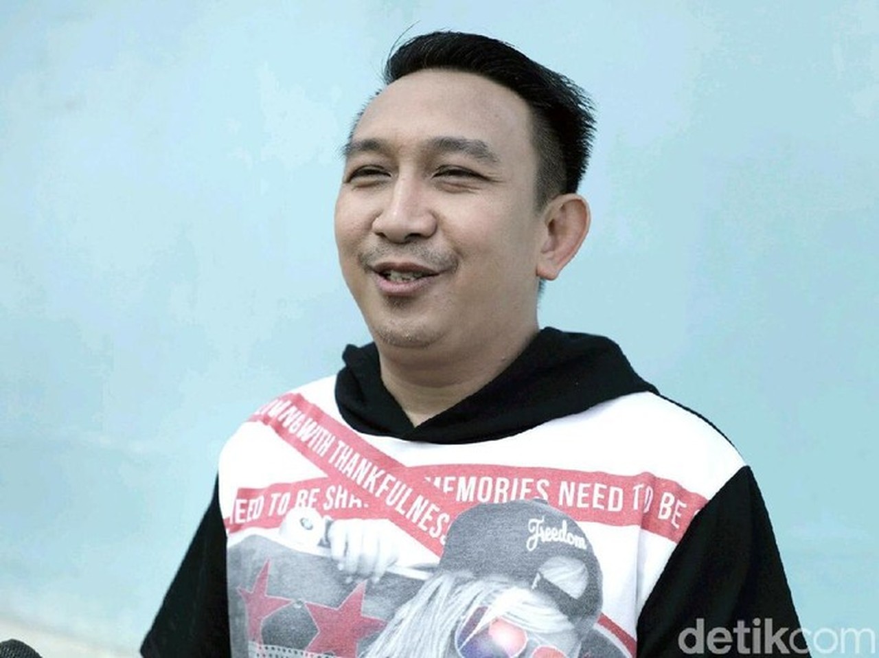 Augie Fantinus Rayakan Natal di Bandung Bersama 50 Anggota Keluarga Besar