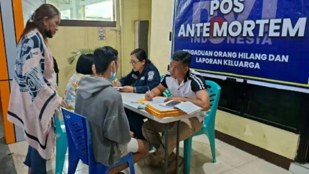 Foto: Polda Sulut Mengumpulkan Data Data Dari Pihak Keluarga Korban. Antara/ho Polda Sulut