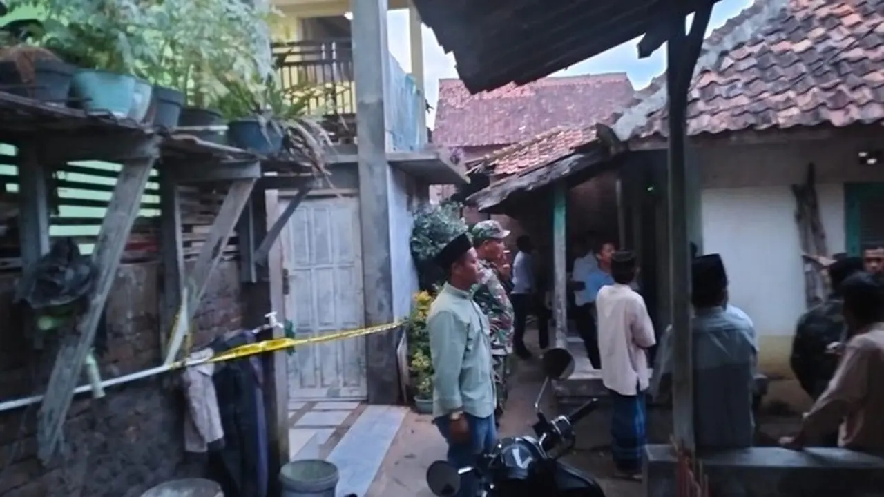 Foto: Tkp Penemuan Mayat Wanita Bersimbah Darah Di Serang (dok. Polsek Waringinkurung)