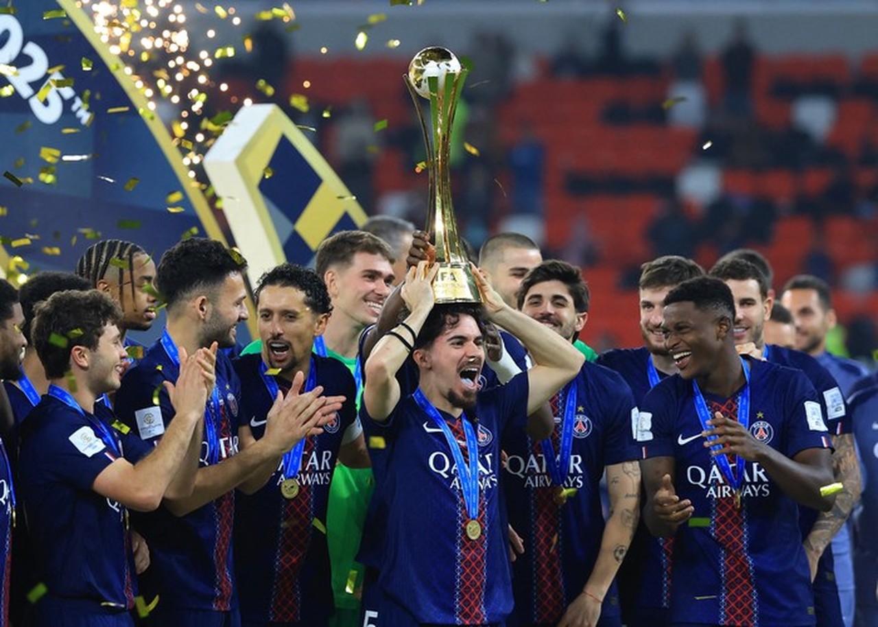 PSG Ubah Strategi: Dari Beli Bintang Jadi Cetak Bintang Muda Berpotensi