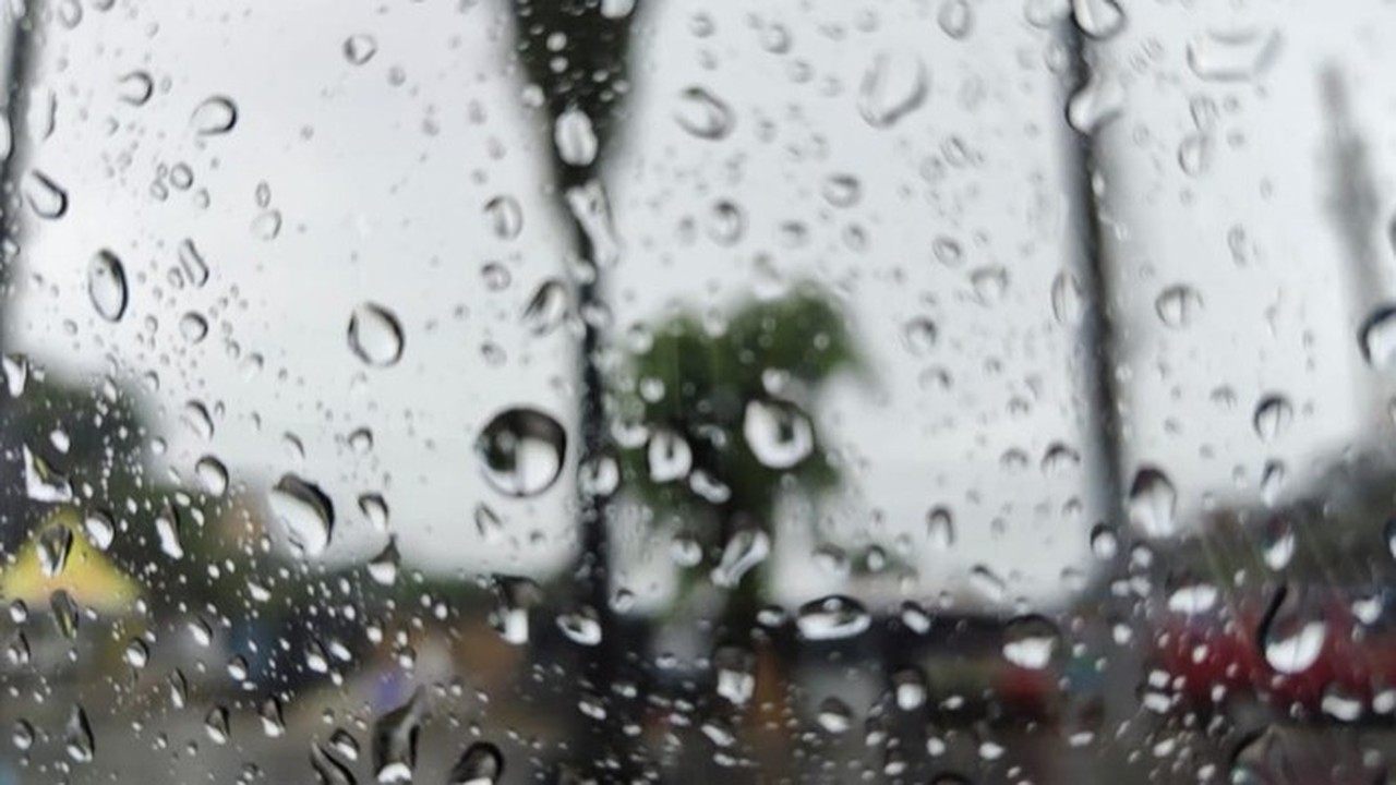 BMKG Peringatkan Hujan Lebat Disertai Angin Kencang di NTT Hingga Awal 2026