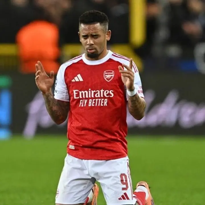 Jamie Carragher: Gabriel Jesus Lebih Unggul dari Gyokeres untuk Lini Depan Arsenal