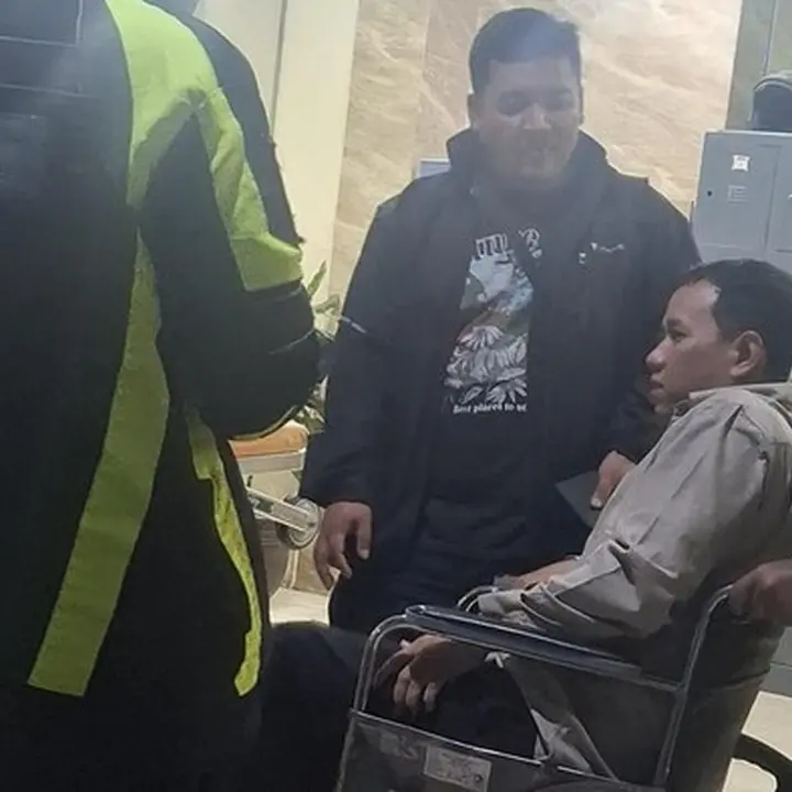 Pemobil Lawan Arah di Bekasi Diamuk Massa Setelah Seret Pengendara Motor