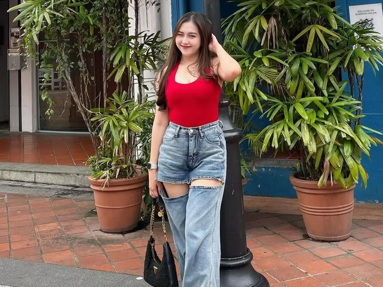 Pihak Icel Tanggapi Omongan Anrez Adelio Soal Siap Tanggung Jawab. (foto: Dok Instagram Friceildaprillea)