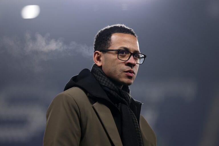 Liam Rosenior Resmi Jadi Pelatih Kepala Chelsea, Dikontrak Hingga 2032