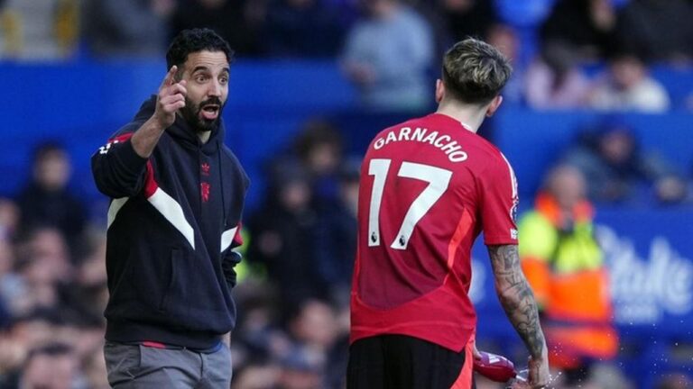 Alejandro Garnacho Dikaitkan dengan Pemecatan Amorim, Ini Penjelasannya