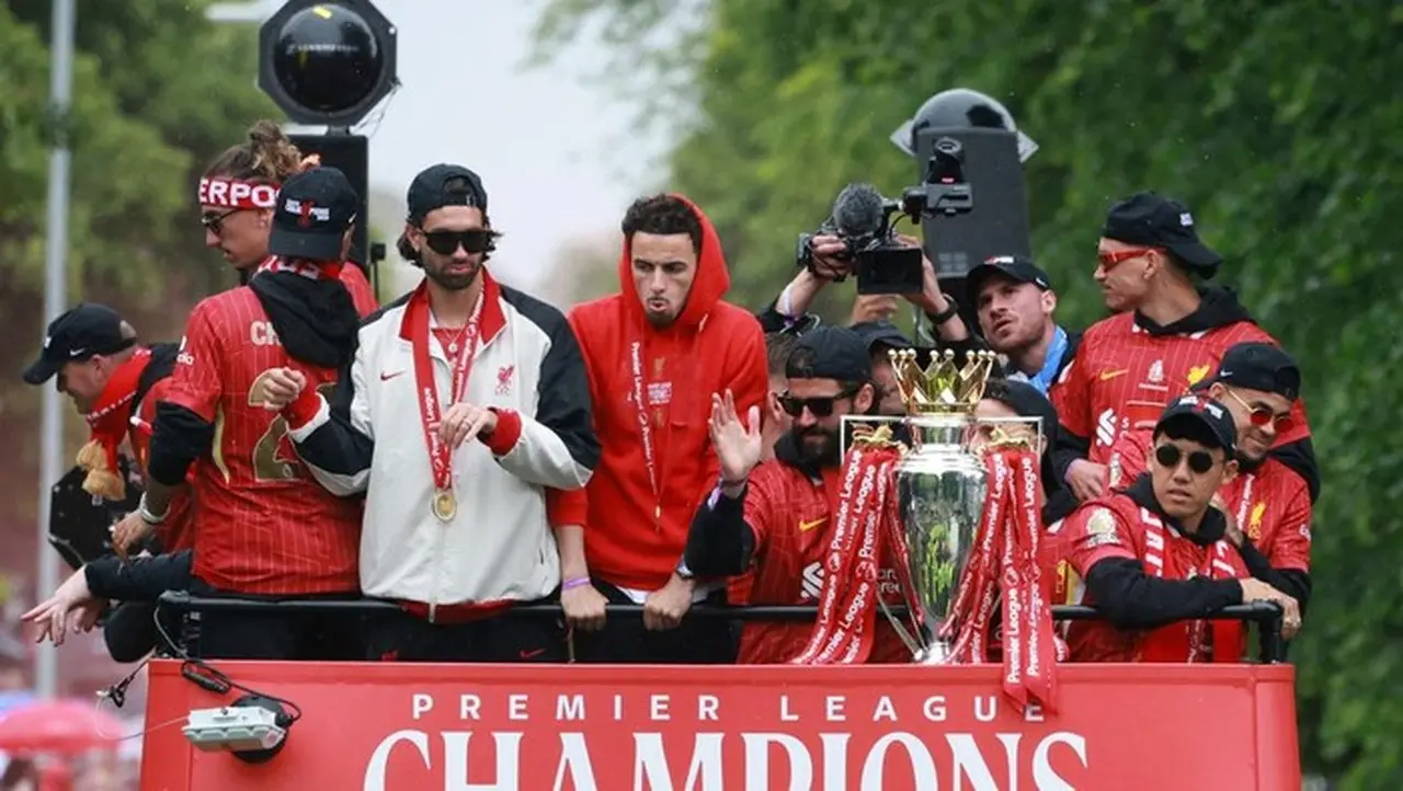 Liverpool Juara Premier League 20 Kali. (foto: Reuters/phil Noble)