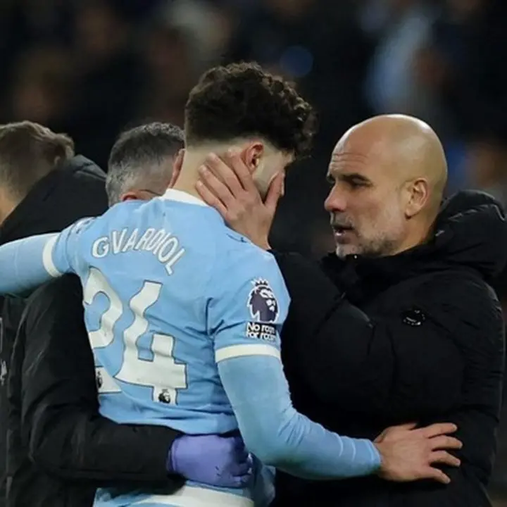 Man City Dilanda Krisis Bek Tengah, Guardiola Akui Akan Rekrut Pemain Baru di Januari