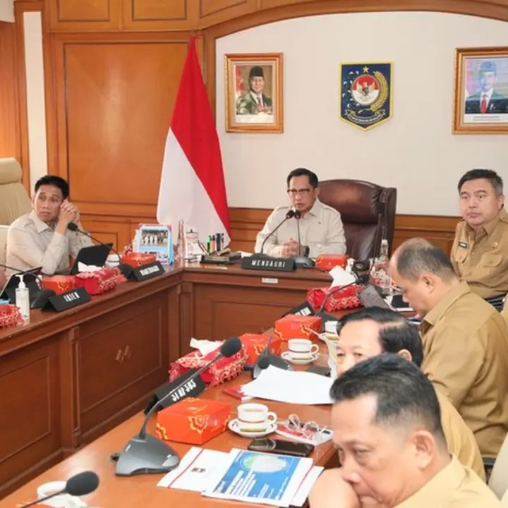 Mendagri Tito Karnavian Dorong Pemda Sumatera Percepat Pendataan Rumah Rusak Pascabencana