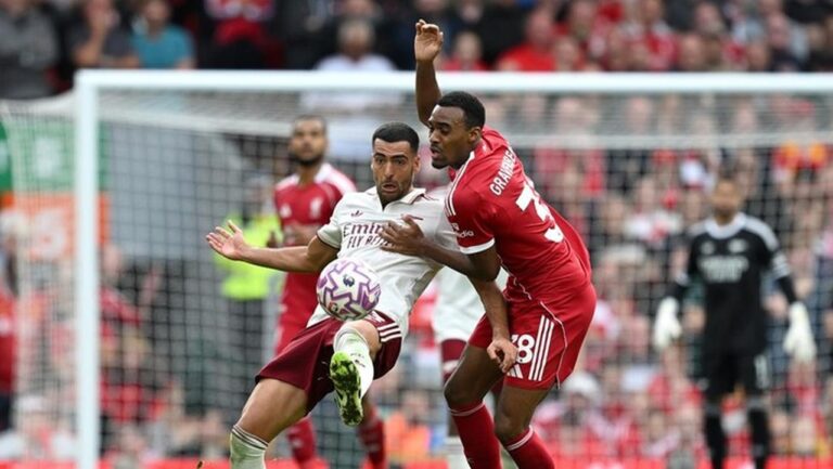 Prediksi Arsenal vs Liverpool: Harry Redknapp Jagokan The Gunners Menang 3-1 Prediksi Arsenal vs Liverpool: Harry Redknapp Jagokan The Gunners Menang 3-1