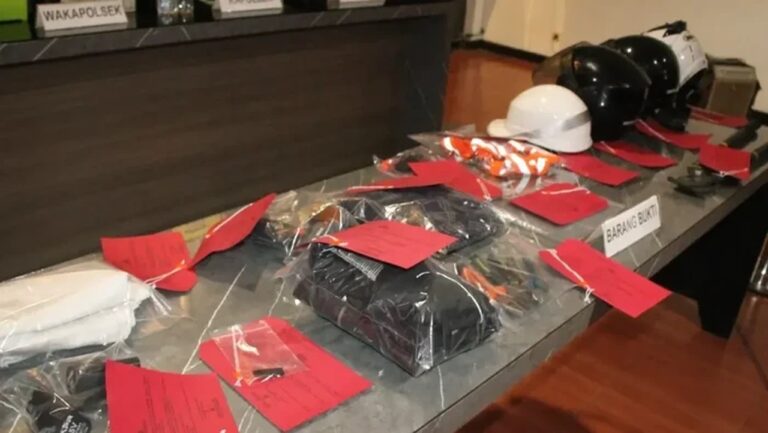 Pencurian Kabel Listrik di Jakarta Rugikan Negara Rp 220 Juta, Ratusan Warga Terdampak Pencurian Kabel Listrik di Jakarta Rugikan Negara Rp 220 Juta, Ratusan Warga Terdampak