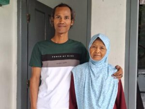 Bertemu Ibu Setelah 32 Tahun Terpisah, Zainuddin Ungkap Kisah Pilu Perjalanan Pulang