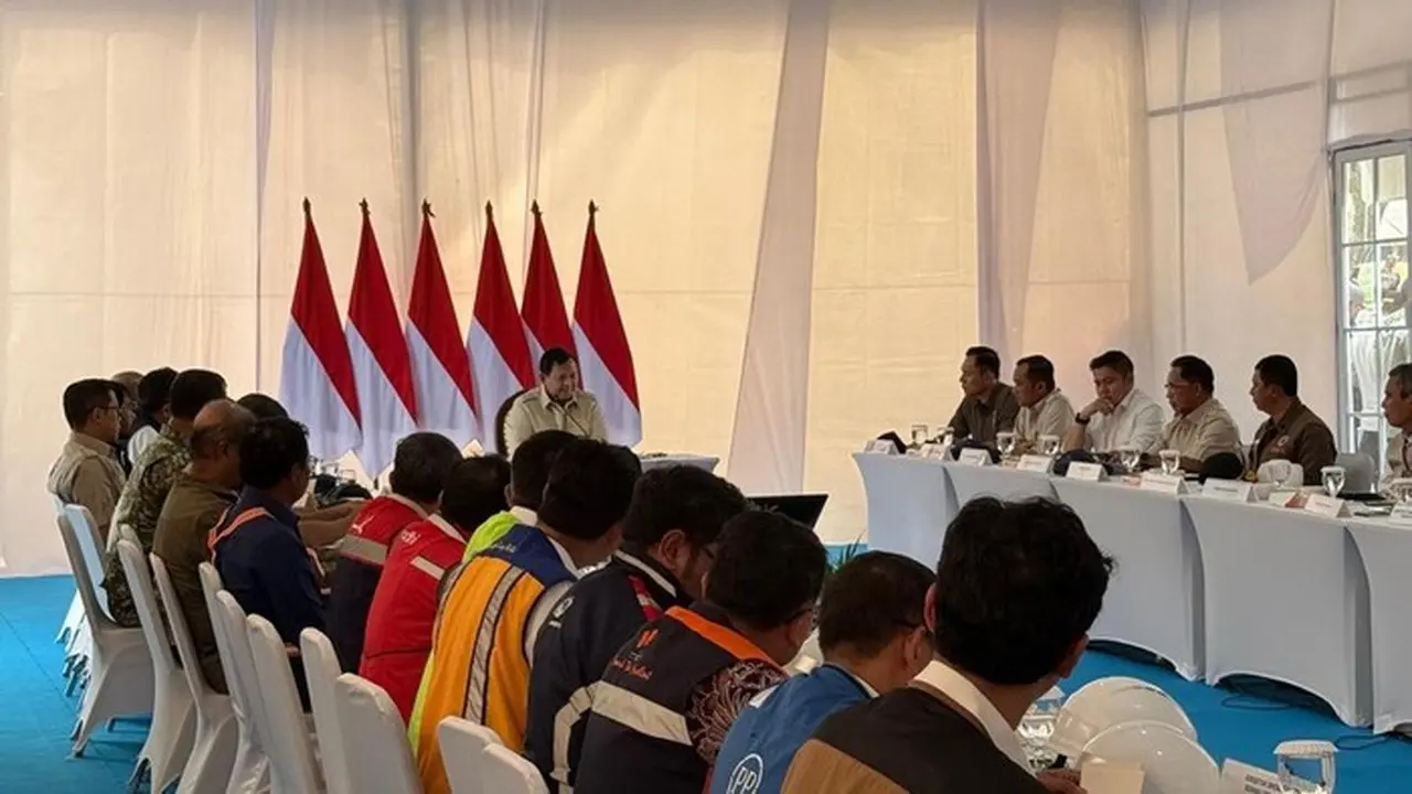 Foto: Prabowo Rakor Dengan 10 Menteri Di Aceh Tamiang (eva/detikcom)