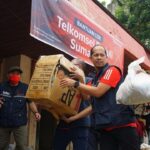 Telkomsel Distribusikan Bantuan Logistik untuk Warga Korban Banjir di Aceh Utara