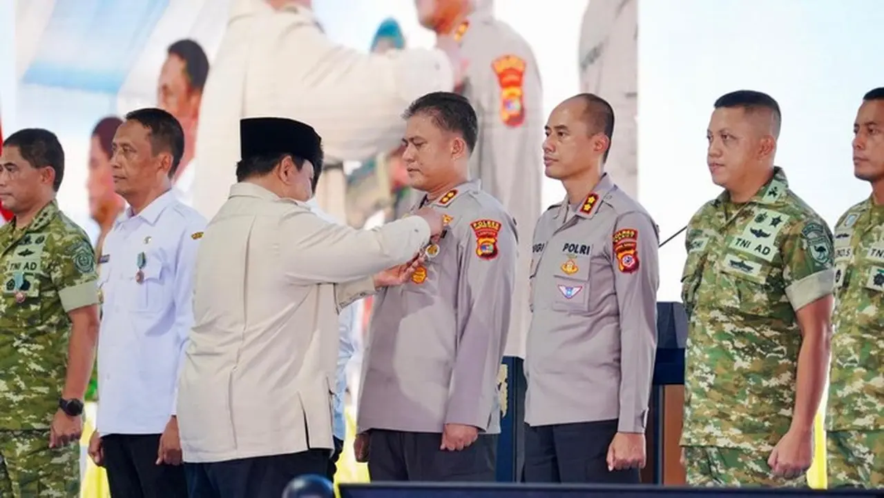 Anggota Polri Raih Penghargaan Swasembada Pangan. (foto: Dok. Istimewa)