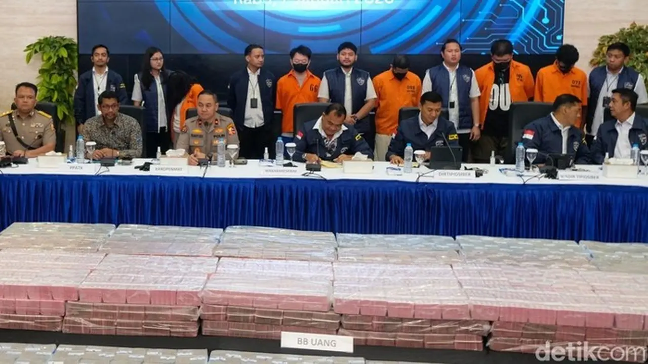 Pengungkapan Kasus Judi Online (judol) Dalam Jumpa Pers Di Bareskrim Polri, Jakarta, Rabu (7/1/2026). Lima Orang Ditetapkan Sebagai Tersangka. (andhika Prasetia/detikfoto)