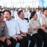 Presiden Prabowo Umumkan Swasembada Pangan di Karawang, Tito Karnavian Hadiri Panen Raya