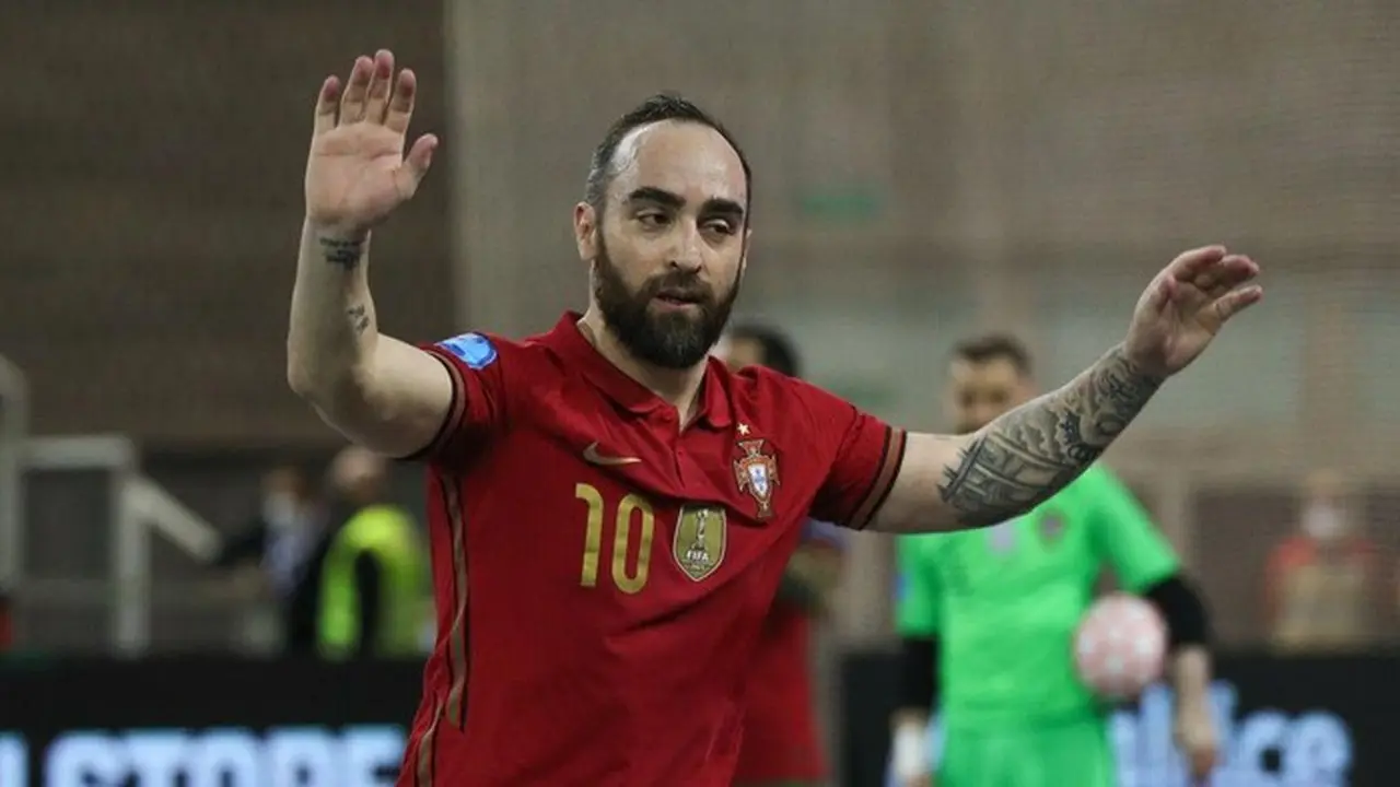 Ricardinho Dan 12 Pemain Futsal Terbaik. (foto: Nurphoto Via Getty Images/nurphoto)