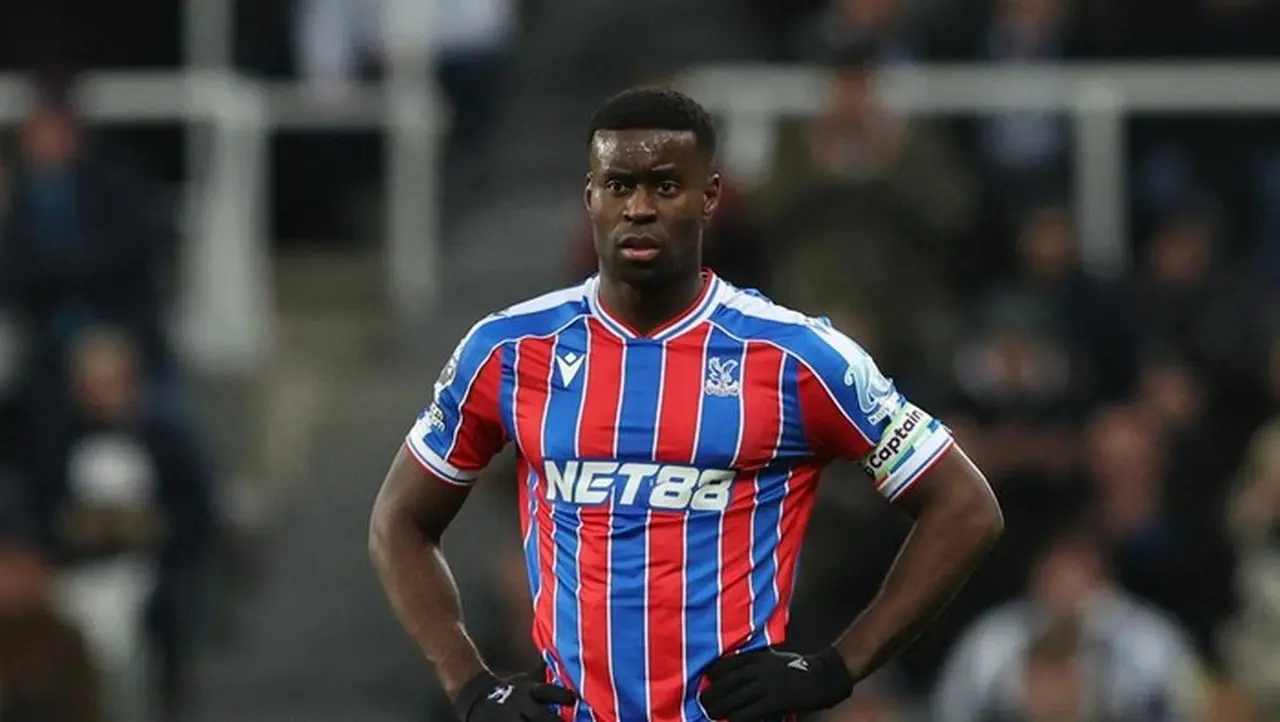 Marc Guehi Bakal Gabung Manchester City Jika Tawarannya Cocok.(reuters/scott Heppell)