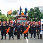 Ribuan Buruh Kembali Geruduk Istana Negara, Tolak UMP 2026 DKI dan UMSK Jabar