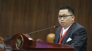 Pakar Hukum Nilai Jabatan Ketua MK Suhartoyo Ilegal, DPR Akui Masukan Ini