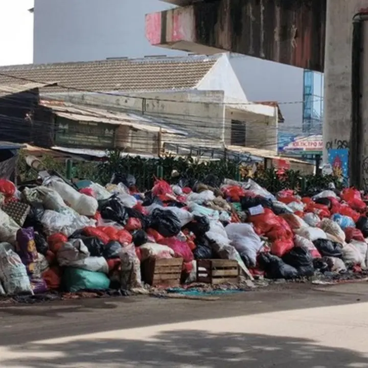 Sampah Tangsel Dialihkan ke Cileungsi Akibat Penolakan Warga Serang