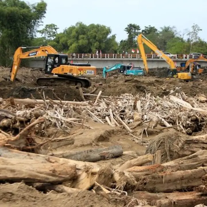 Satgas PKH Identifikasi 12 Perusahaan Penyebab Banjir Sumatera, Terancam Sanksi Berat