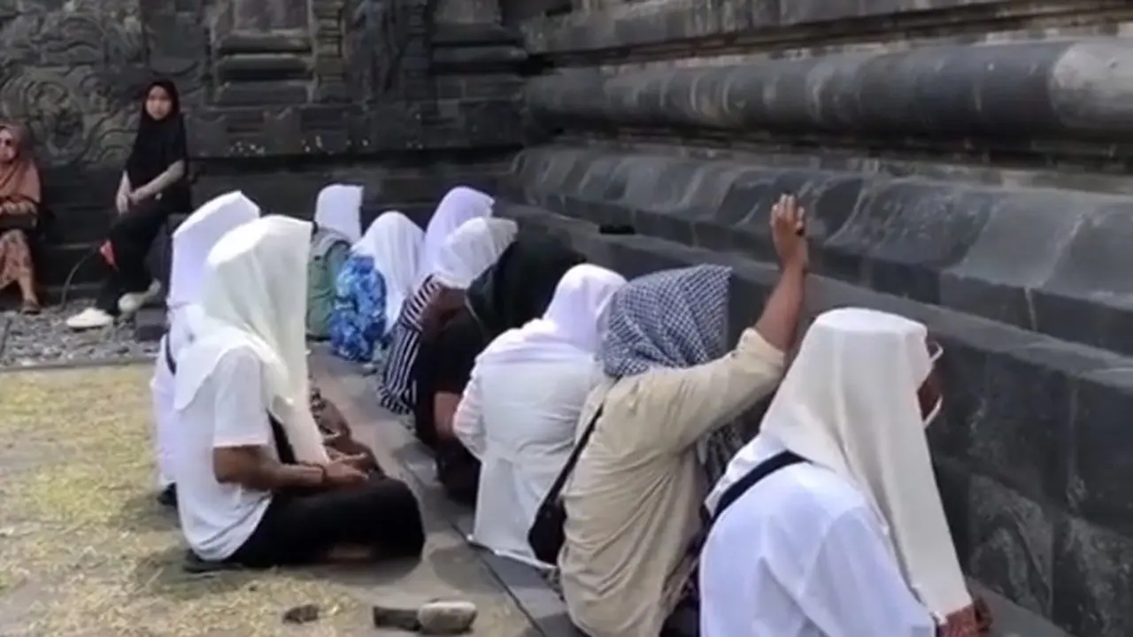 Viral Rombongan Zikir Di Candi Prambanan (istimewa)