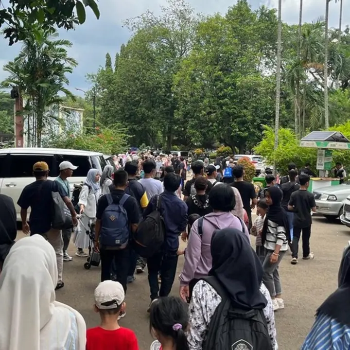 Libur Tahun Baru 2026: 113 Ribu Pengunjung Padati Taman Margasatwa Ragunan