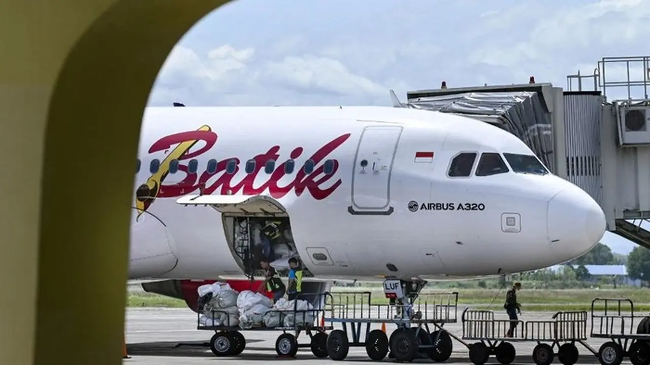 Pesawat Batim Air. (foto: Chadeer Mahyuddin/afp)