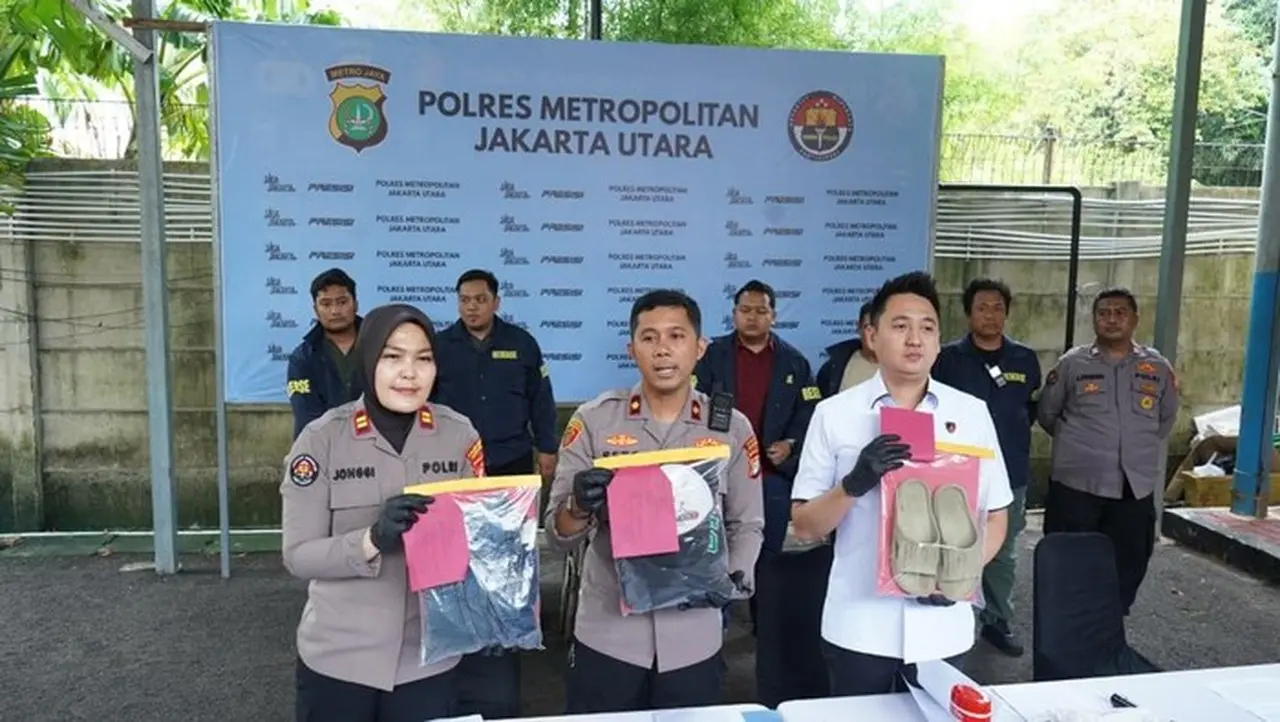Kapolsek Kelapa Gading Kompol Seto Handoko Putra, Saat Konferensi Pers,kamis (8/1/2026). (foto: Dok. Istimewa)