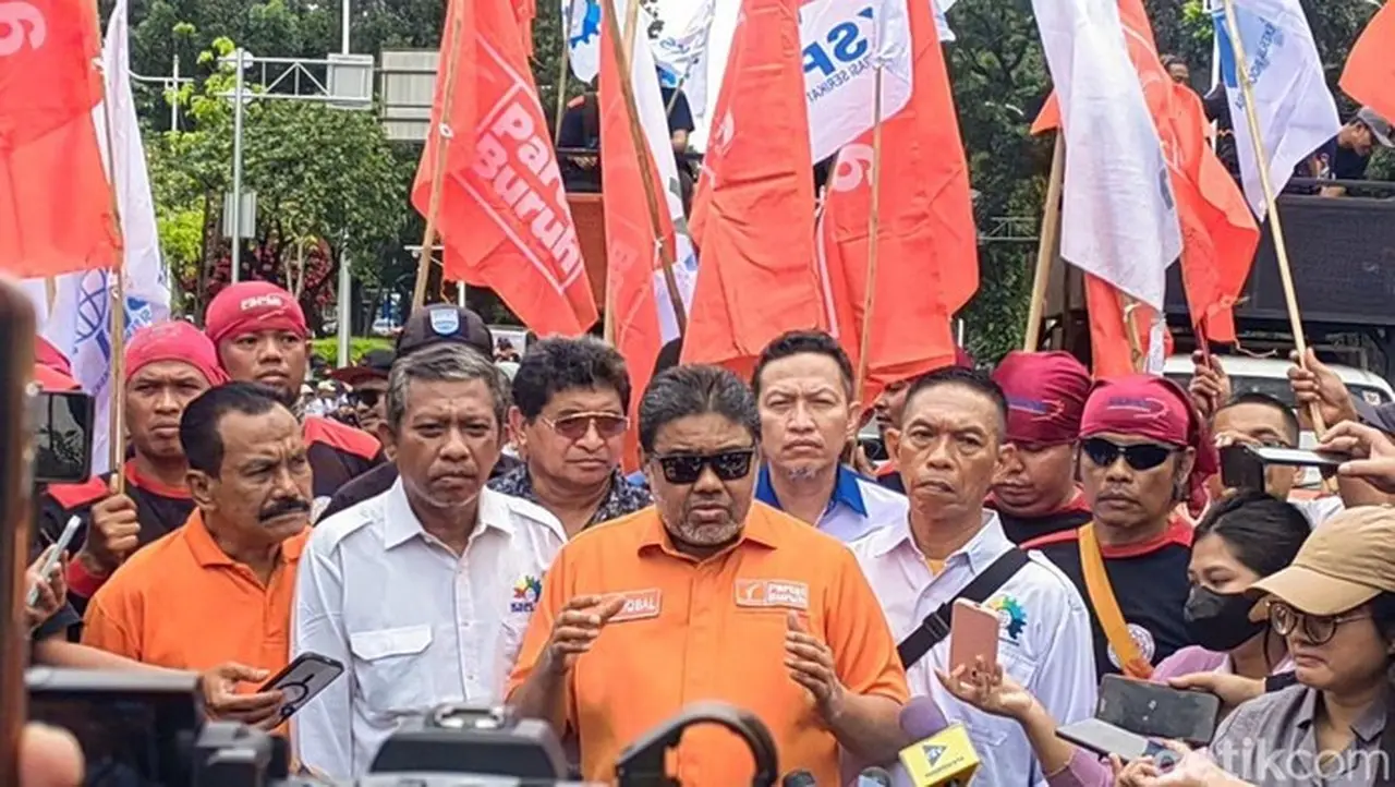 Presiden Konfederasi Serikat Pekerja Indonesia (kspi) Said Iqbal. (foto: Ilyas Fadilah/detikcom)