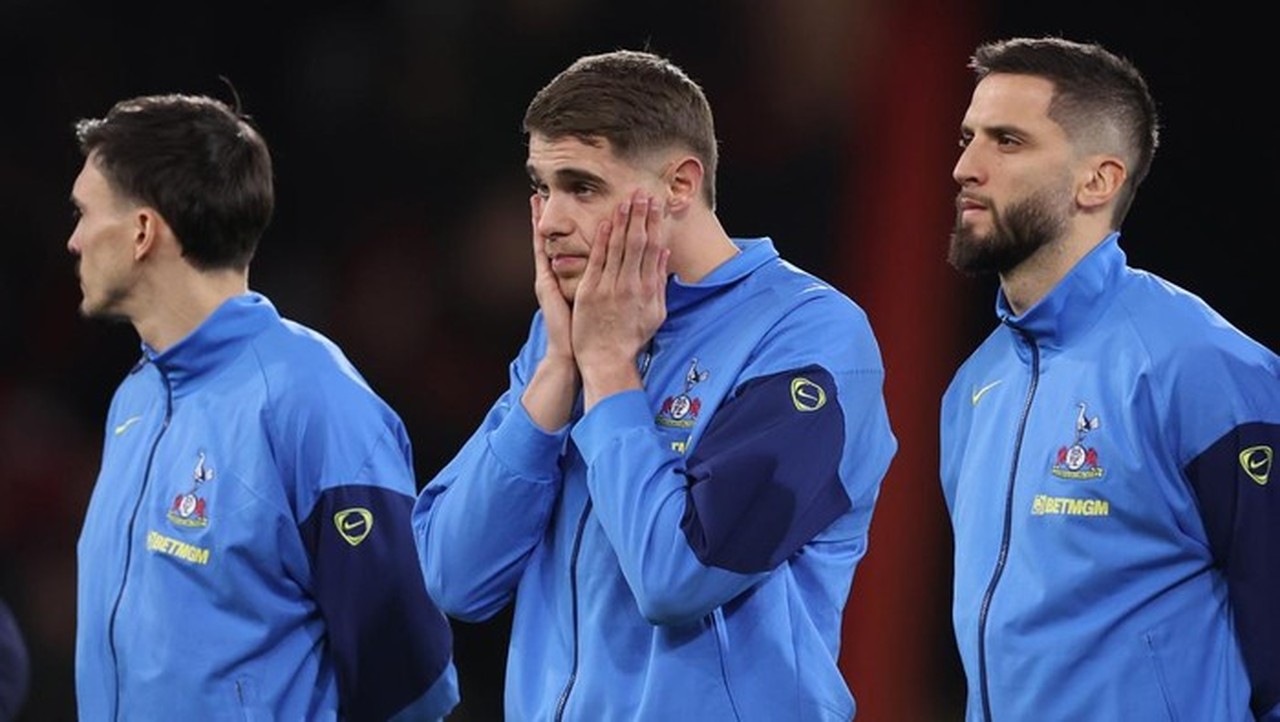 Krisis Tottenham Hotspur: Pemain Ribut dengan Fans, Kritik Manajemen, Performa Menurun Drastis Krisis Tottenham Hotspur: Pemain Ribut dengan Fans, Kritik Manajemen, Performa Menurun Drastis