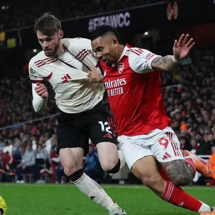 Arsenal vs Liverpool Berakhir Imbang 0-0, Arsenal Tetap Kokoh di Puncak Klasemen Liga Inggris