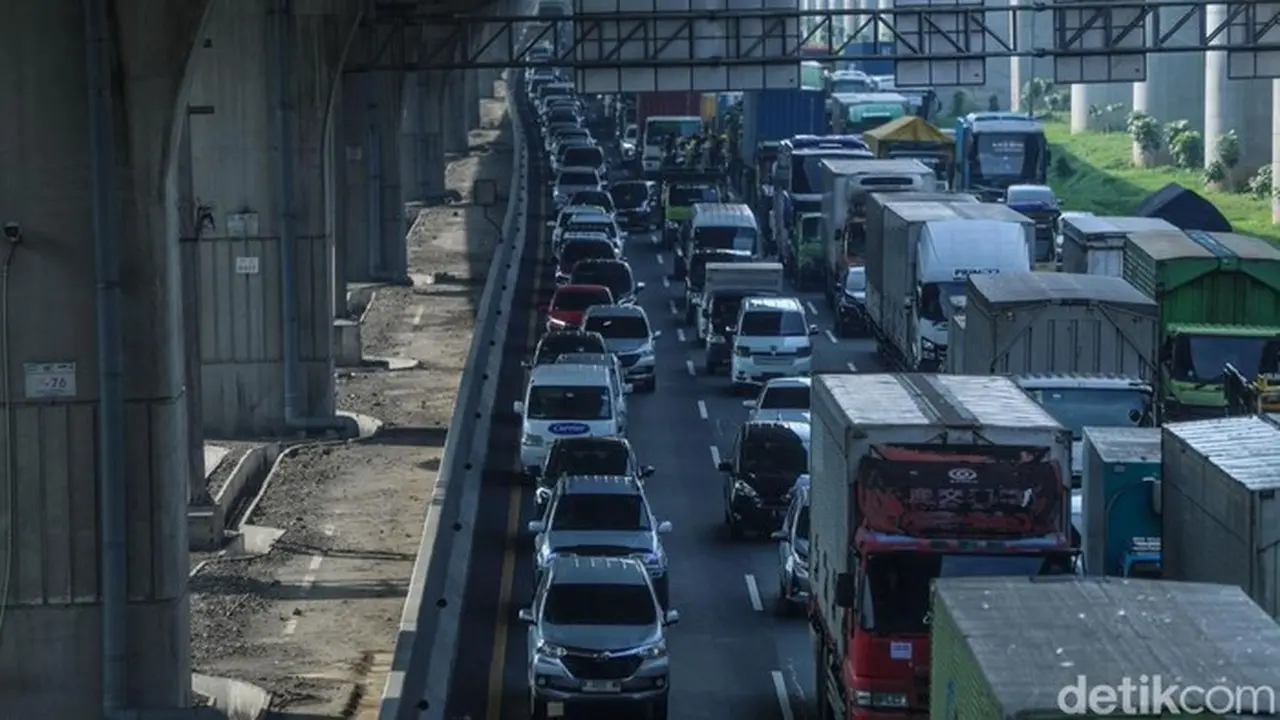Ilustrasi. Kemacetan Dalam Tol (foto: Rifkianto Nugroho/detikcom)