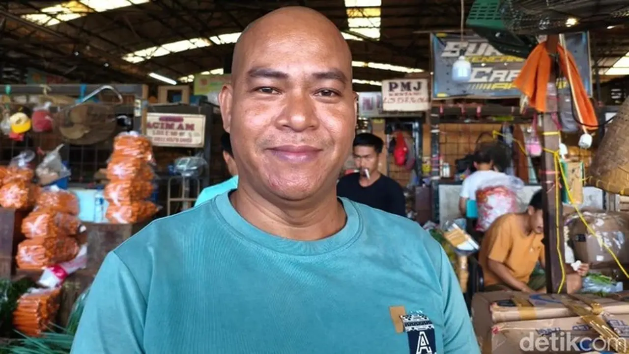 Foto: Hanif Salah Satu Pedagang Pasar Induk Kramat Jati (kurniawan/detikcom)