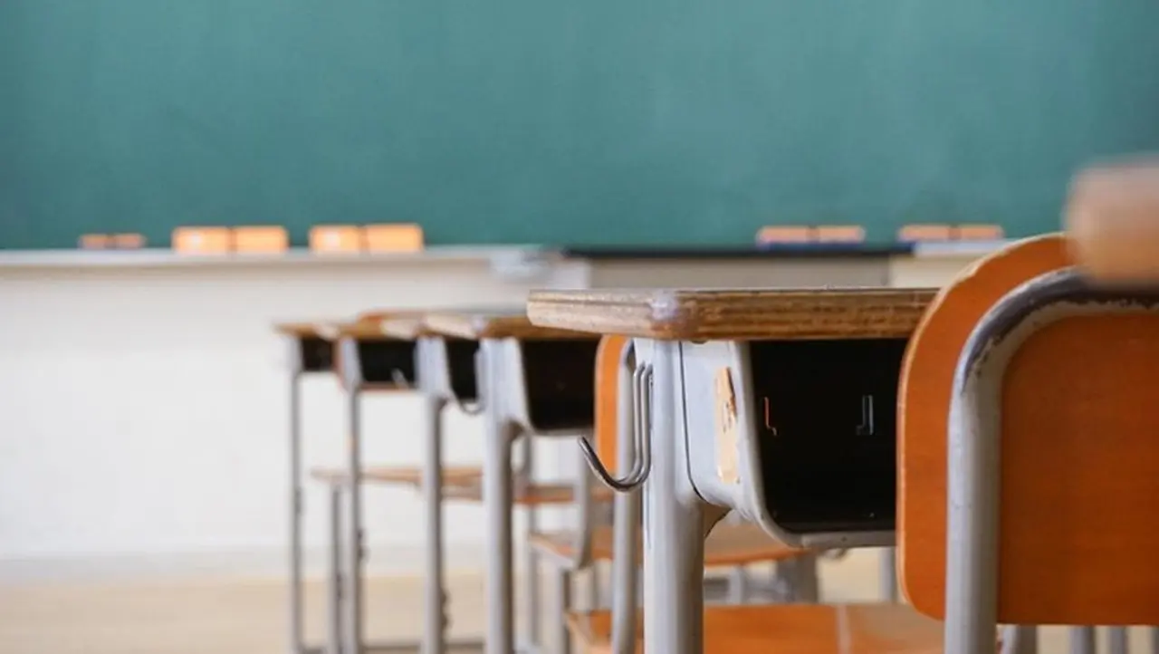 Ilustrasi Sekolah (foto: Istock)
