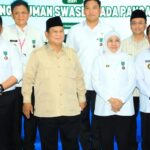 Khofifah Terima Satyalancana Wira Karya Swasembada Pangan 2025 dari Presiden Prabowo