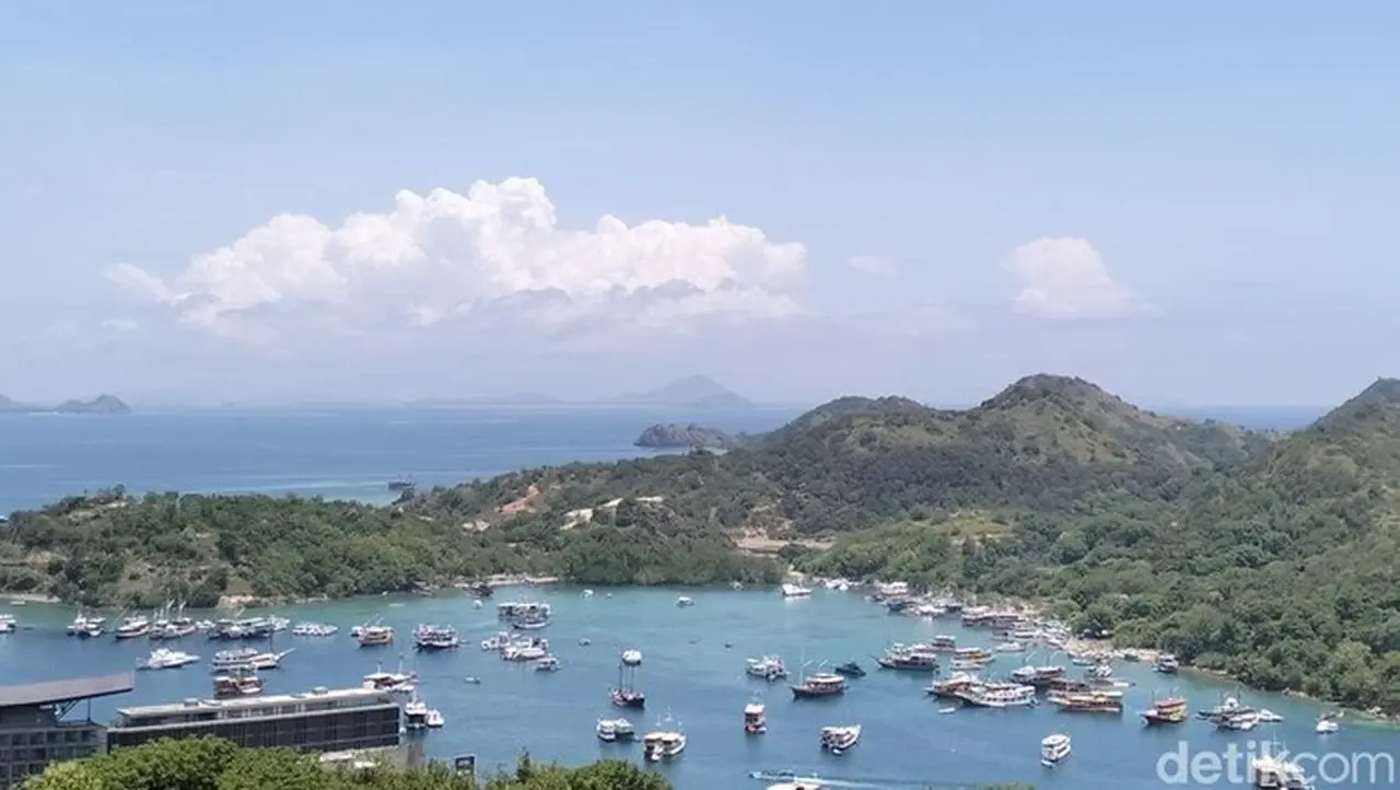 Foto: Kapal Wisata Di Perairan Labuan Bajo, Manggarai Barat, Ntt. (ambrosius Ardin/detikbali)