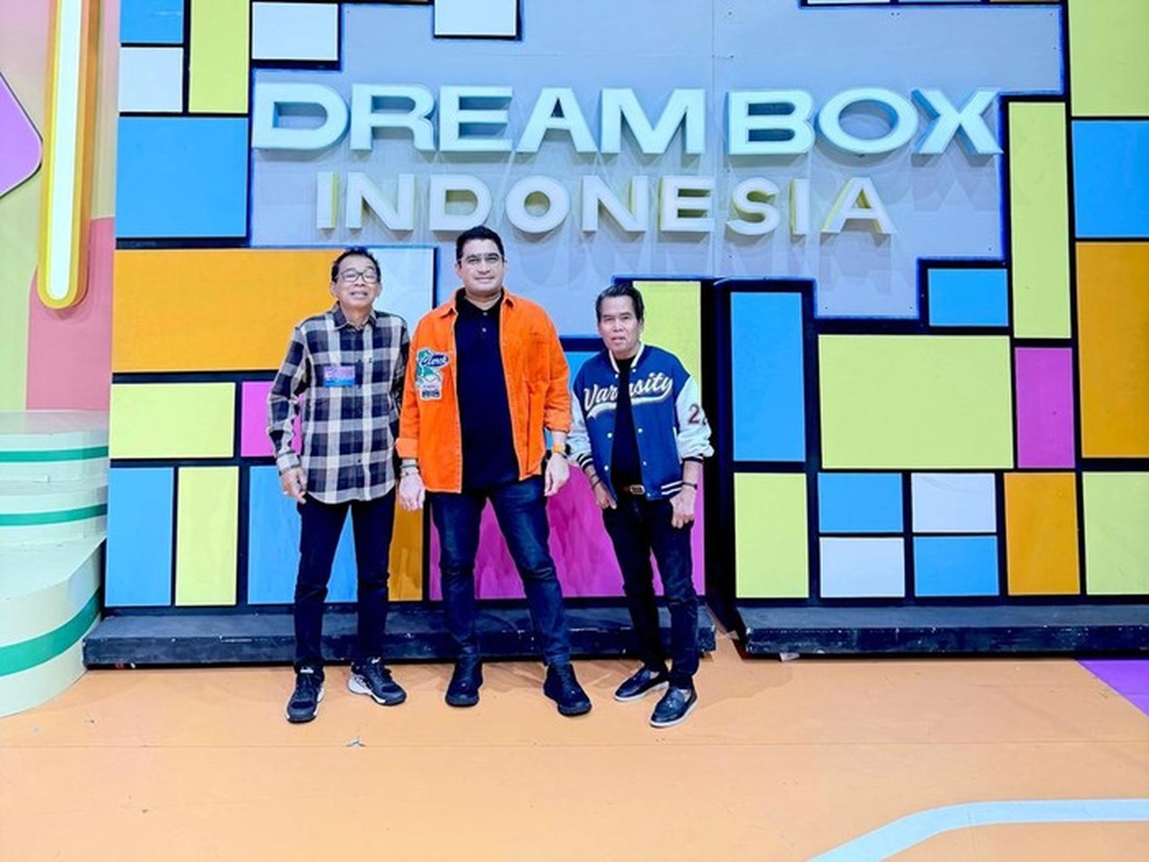 Syarief Khan Kembali ke Layar Kaca, Nostalgia Bersama Bopak dan Jarwo di Program Kuis Syarief Khan Kembali ke Layar Kaca, Nostalgia Bersama Bopak dan Jarwo di Program Kuis