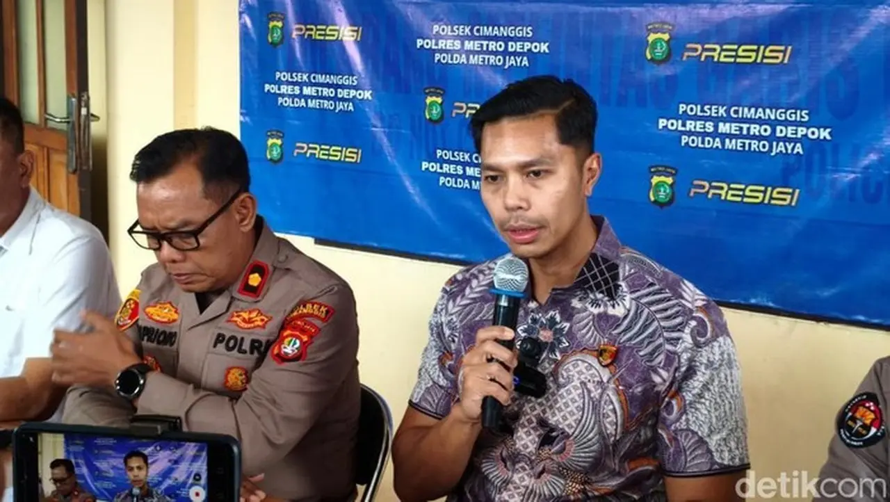 Kasat Reskrim Polres Metro Depok Akbp Made Gede Oka Saat Jumpa Pers Di Mapolsek Cimanggis. (foto: Kurniawan Fadilah/detikcom)