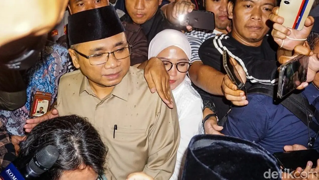 Yaqut (memakai Peci Hitam) (muhammad Firman Maulana/detikfoto)