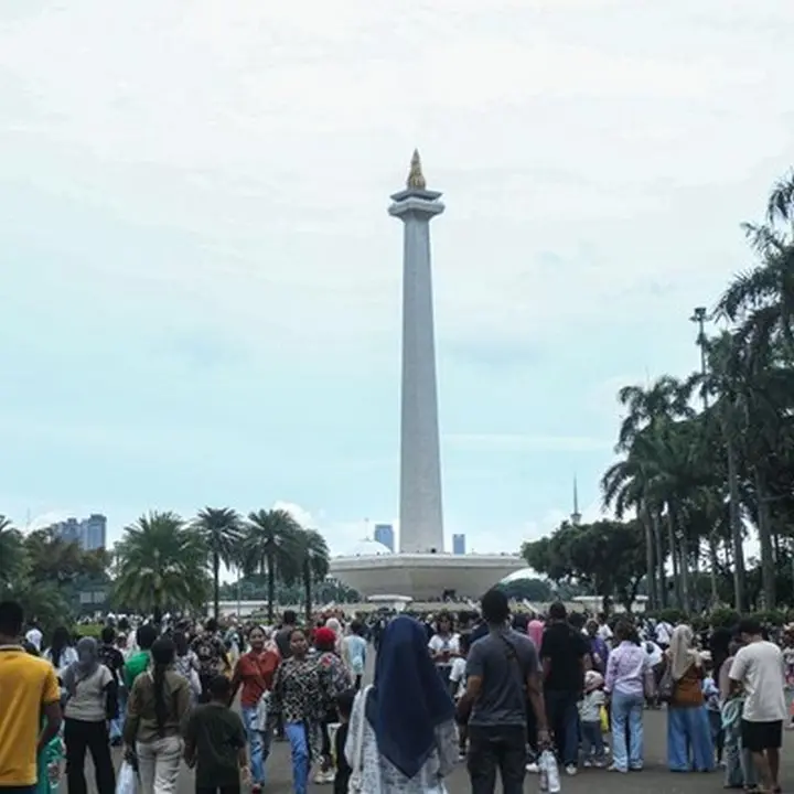 72 Ribu Pengunjung Serbu Monas di Libur Tahun Baru 2026, Lampaui Angka Tahun Lalu
