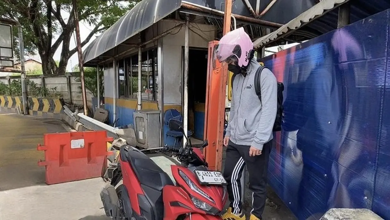 Pengendara Motor Salah Masuk Jalan Tol Jorr Gara Gara Ikuti Peta. (dok. Istimewa)