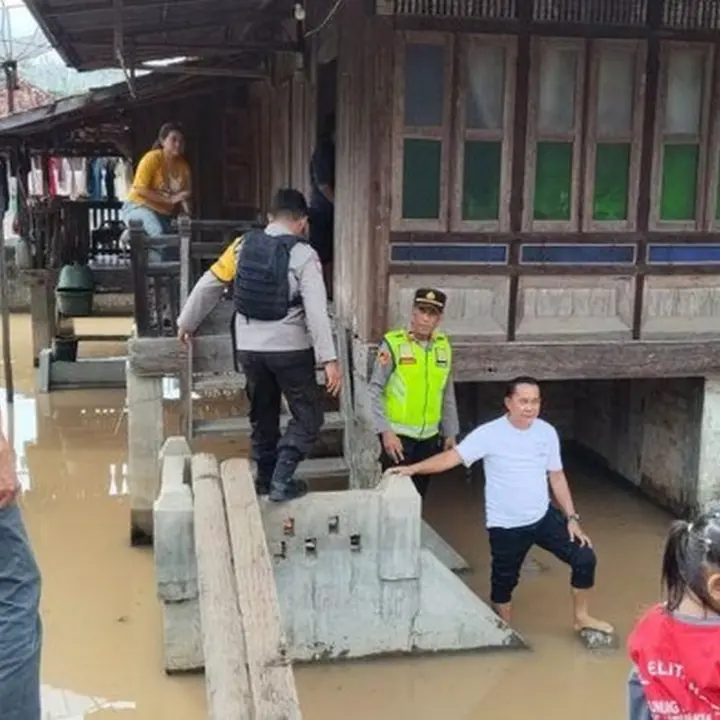 Banjir OKU Sumsel: 164 Rumah Terendam, 450 KK Terdampak Akibat Hujan Deras