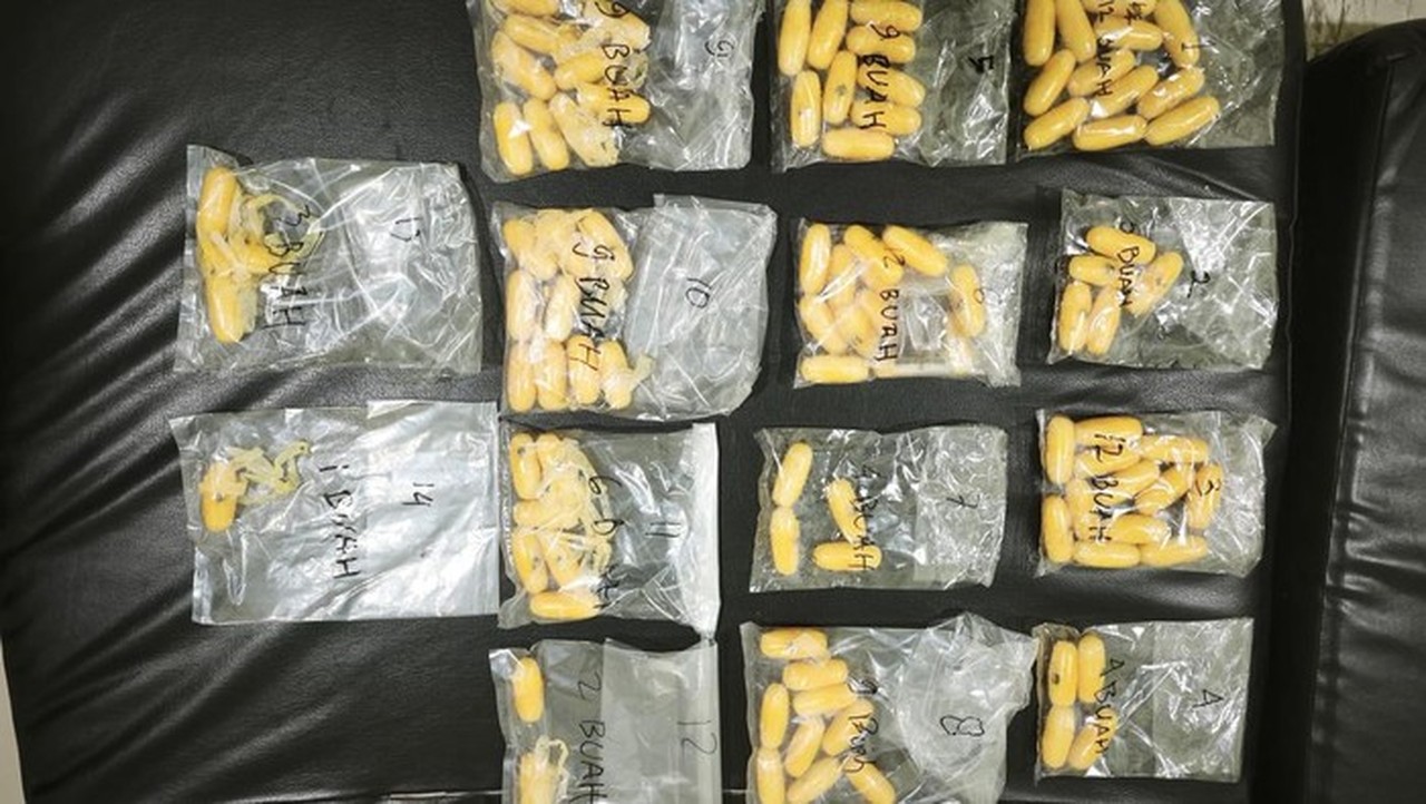 Pasutri WN Pakistan Selundupkan 162 Kapsul Sabu dengan Ditelan di Bandara Soekarno-Hatta