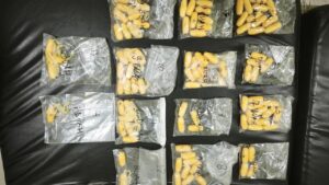 Polri dan Bea Cukai Gagalkan Penyelundupan Ratusan Kapsul Sabu oleh WN Pakistan di Soekarno-Hatta