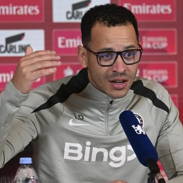 Liam Rosenior Percaya Diri Tangani Chelsea: Saya Pelatih yang Mahir di Bidang Saya